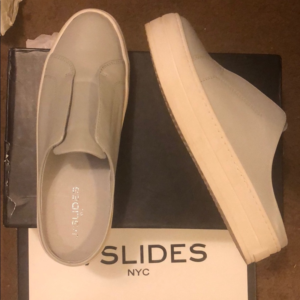 J/Slides 7.5 Hara Grey